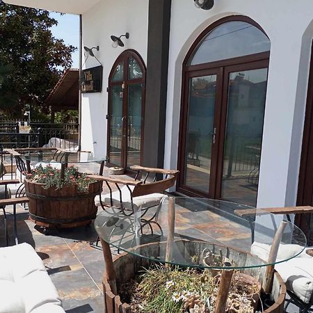 וראסנה Villa Camellia מראה חיצוני תמונה