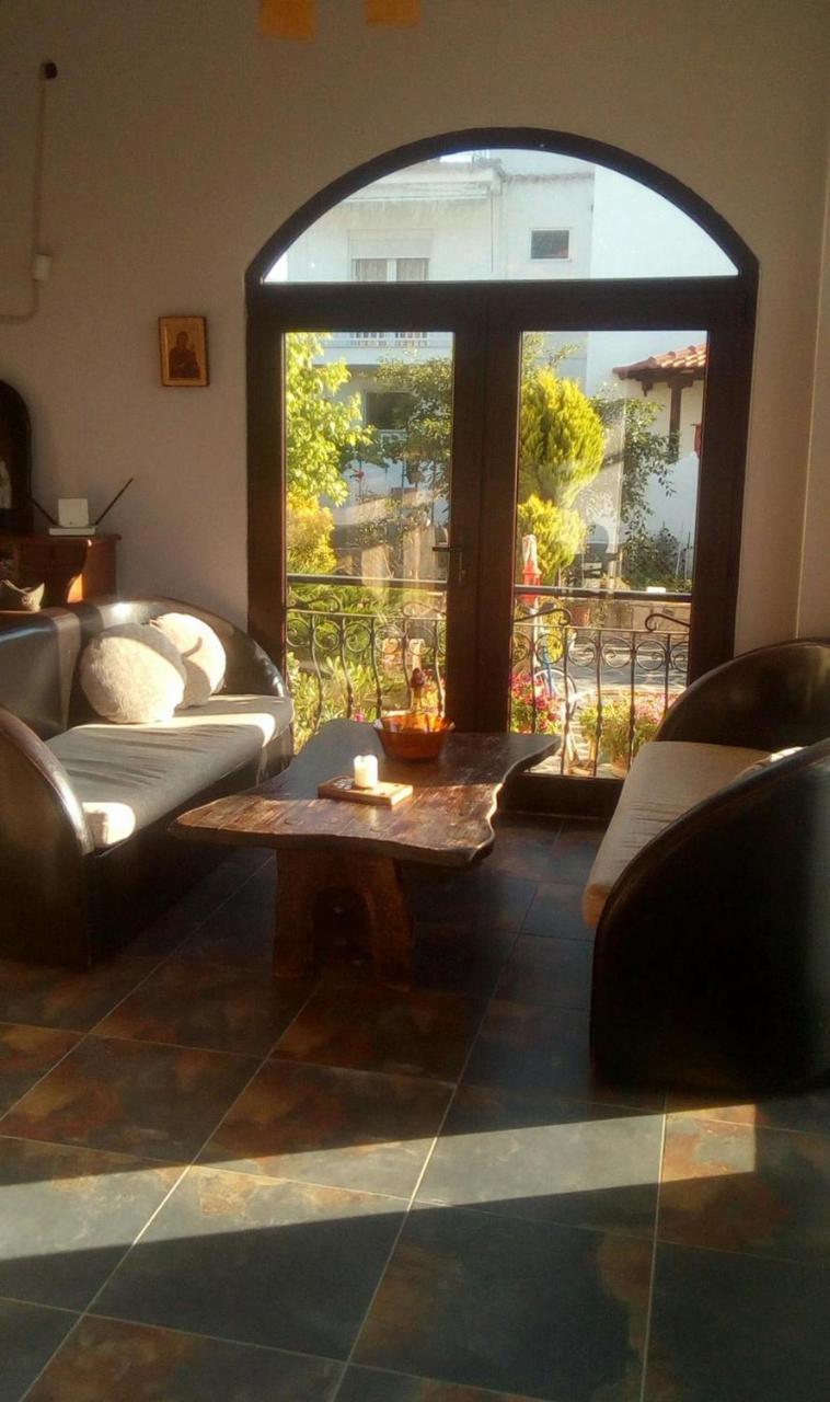 וראסנה Villa Camellia מראה חיצוני תמונה
